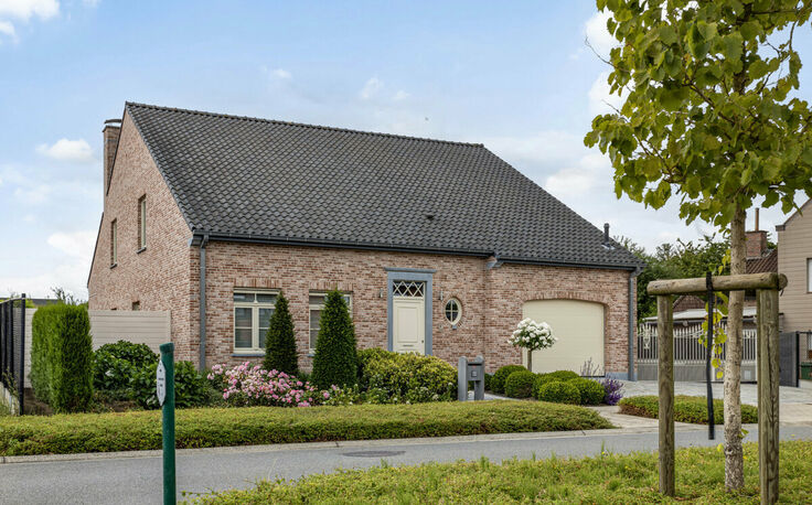 Buitengewoon huis te koop in Buggenhout