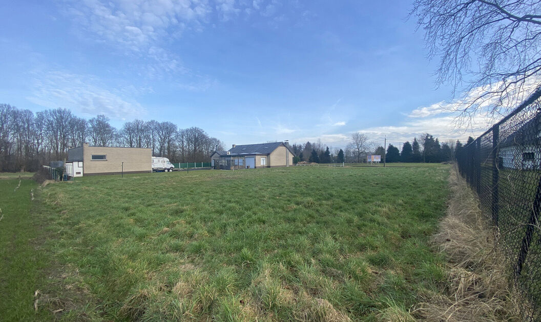 Bouwgrond te koop in Buggenhout