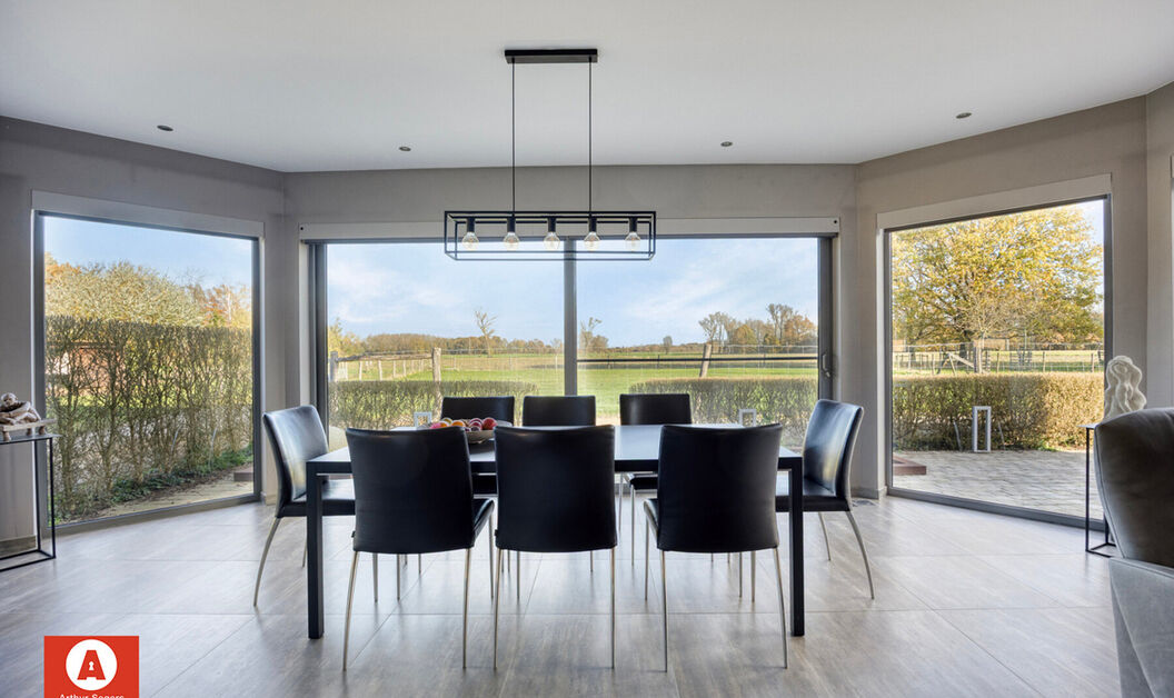 Buitengewoon huis te koop in Buggenhout