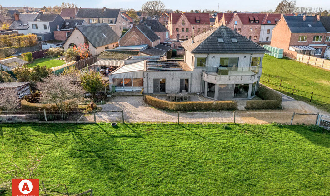 Buitengewoon huis te koop in Buggenhout