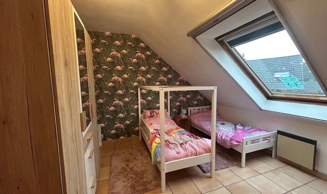 Dakappartement te huur in Buggenhout