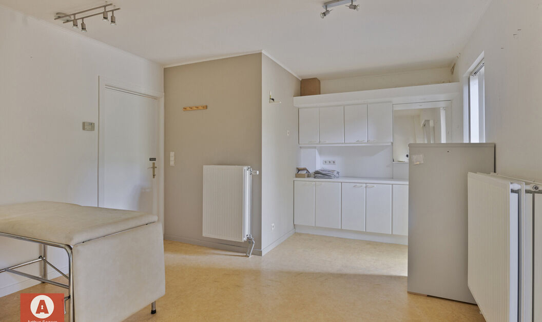 Gebouw voor gemengd gebruik te koop in Buggenhout