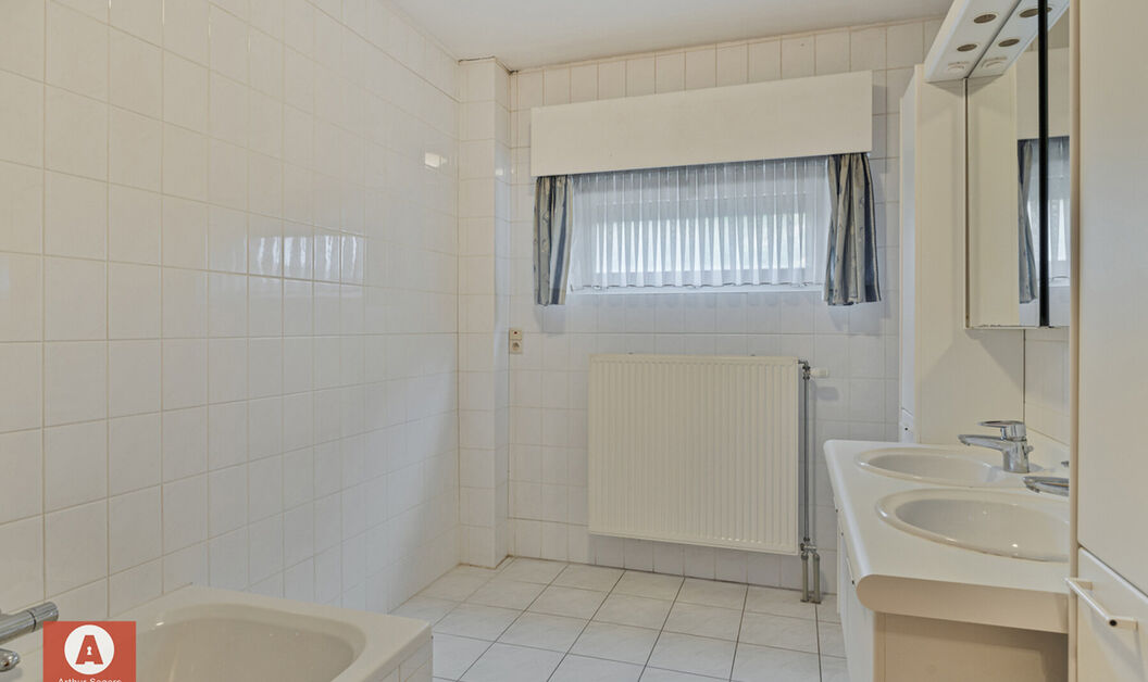 Gebouw voor gemengd gebruik te koop in Buggenhout