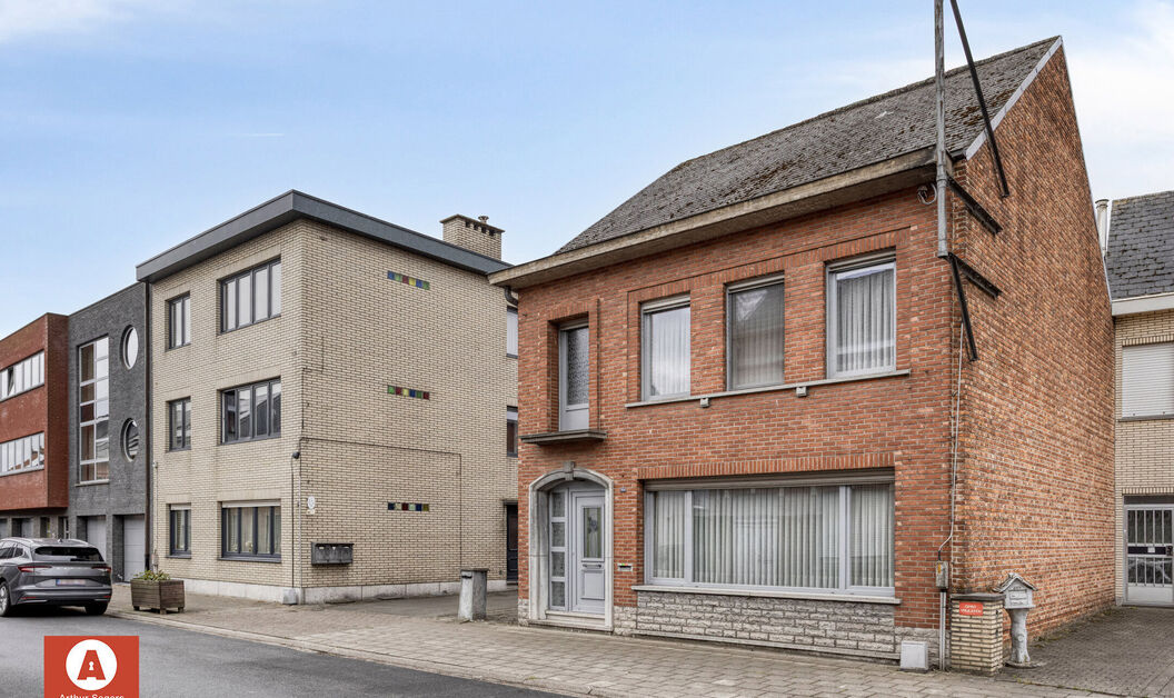Gebouw voor gemengd gebruik te koop in Kapelle-op-den-Bos