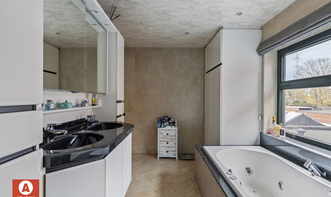Gebouw voor gemengd gebruik te koop in Londerzeel
