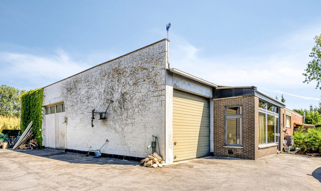 Gebouw voor gemengd gebruik te koop in Opwijk