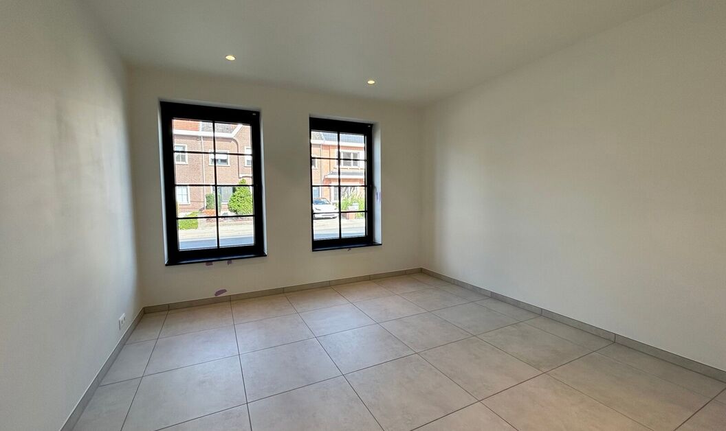 Gelijkvloerse verdieping te huur in Buggenhout