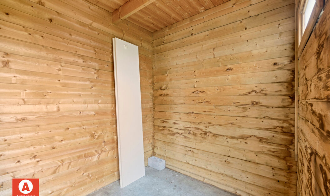Gelijkvloerse verdieping te koop in Buggenhout