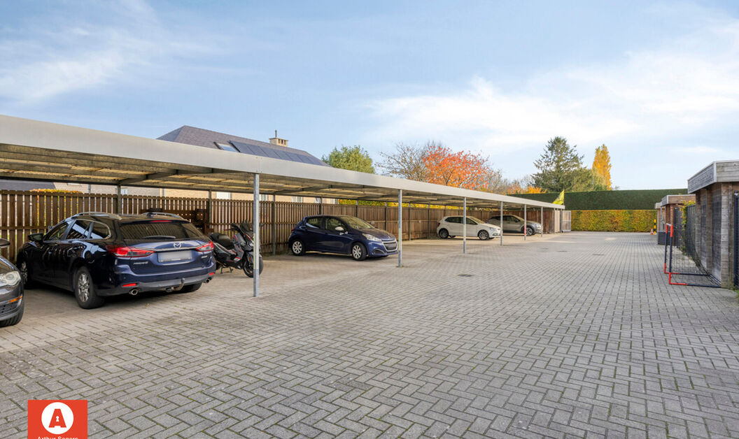 Gelijkvloerse verdieping te koop in Buggenhout