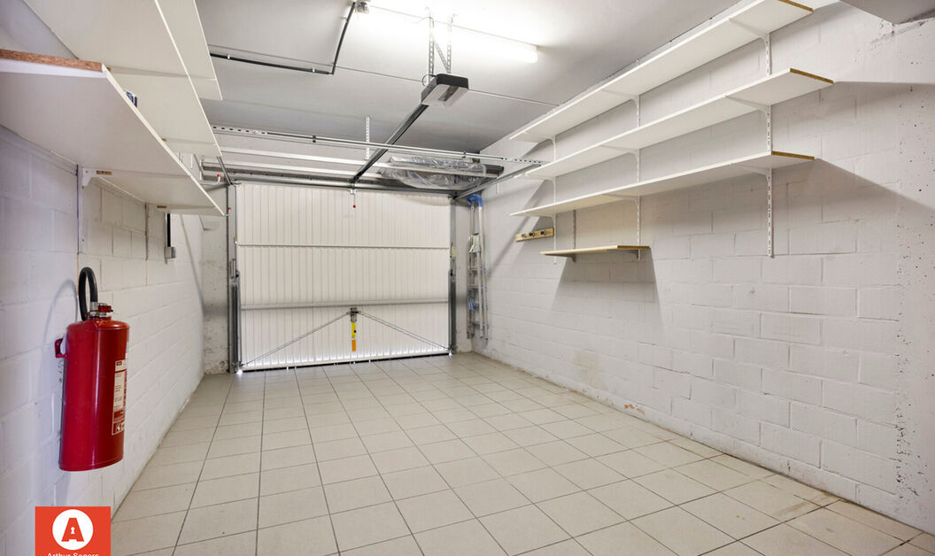 Gelijkvloerse verdieping te koop in Buggenhout