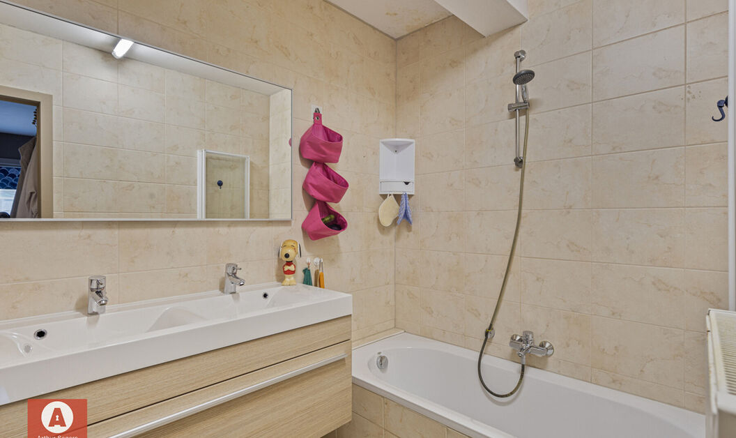 Gelijkvloerse verdieping te koop in Dendermonde