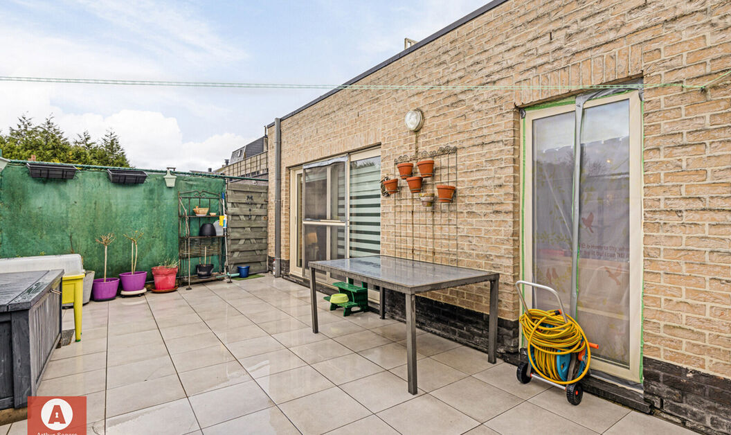 Gelijkvloerse verdieping te koop in Dendermonde